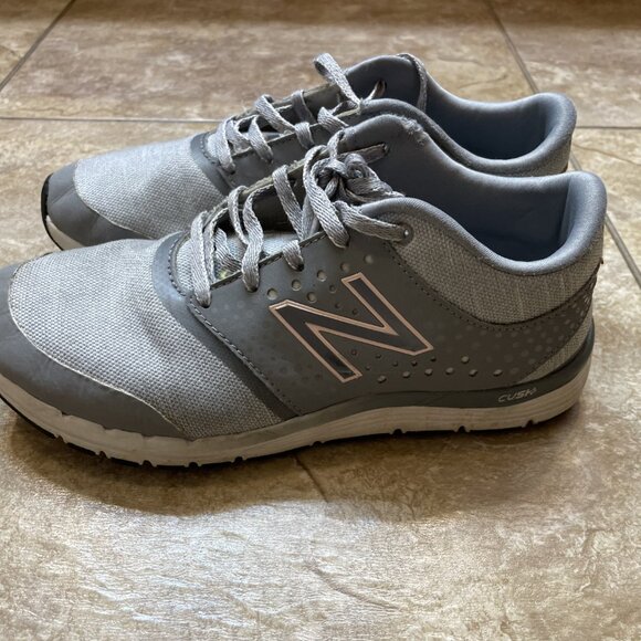 New Balance Running Shoes Memory Sole Gray Pink Womens Size 7 WX577HG4 Comfort - Picture 4 of 10